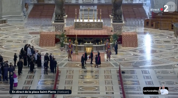 Obsèques du pape François, le 26 avril 2025, France 2
