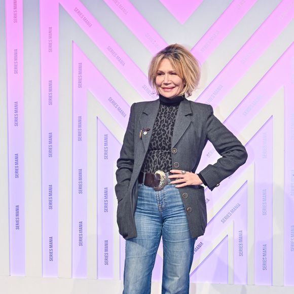 Mais elle n'a pas perdu la niaque pour autant : "Il faut avancer, il faut créer parce que sinon personne ne le fera pour nous."
Clémentine Célarié au Series Mania Festival le 17 mars 2024 à Lille, France
© Frédéric Andrieu / Bestimage
