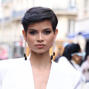 Eve Gilles, Miss France 2024 - Les célébrités arrivent au défilé Stéphane Rolland à la Salle Pleyel, "Collection Haute Couture Printemps/Eté 2025" lors de la Fashion Week de Paris (PFW), le 28 janvier 2025. 
© Denis Guignebourg / Bestimage