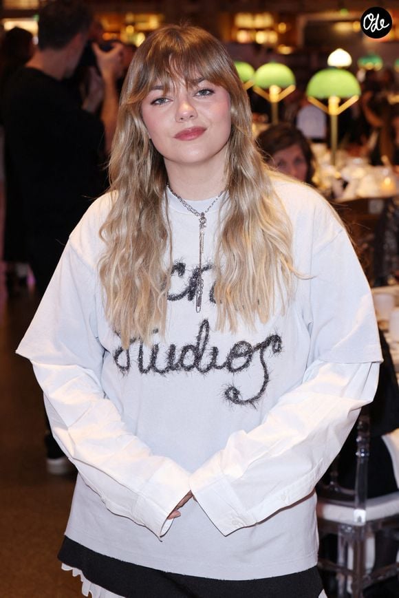 Exclusivité - Louane assiste au gala « Make a Wish » à Paris, en France, le 8 décembre 2025. Photo de Jérôme Domine/ABACAPRESS.COM