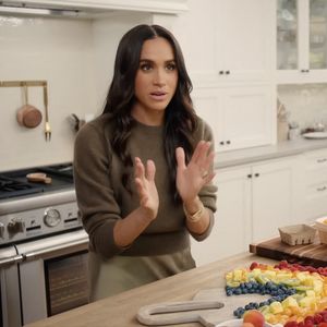 Meghan Markle a lancé sa série et son entreprise de bien-être

Capture d'écran de la série de Meghan Markle, "With Love, Meghan"
© JLPPA/Netflix