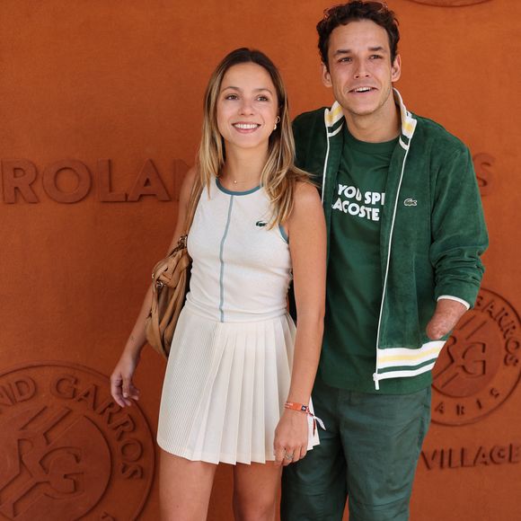 Théo Curin et sa compagne Marie-Camille Fabas - Célébrités au village lors des Internationaux de France de tennis de Roland Garros 2024 à Paris le 9 juin 2024.