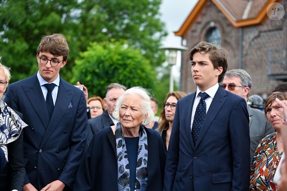 La reine Paola de Belgique, le prince Nicolas et Le prince Aymeric de Belgique commémorent le 67ème anniversaire de la tragédie du Bois du Cazier à Marcinelle (Belgique), le 8 août 2023, en présence d'Antonio Tajani, ministre italien des Affaires étrangères. La catastrophe minière du 8 août 1956 avait causé la mort de 262 mineurs. 
© Frédéric Andrieu / Bestimage