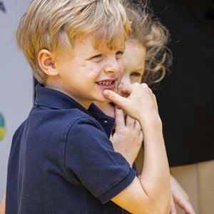 Le Prince Albert II de Monaco, ses enfants Gabriella et Jacques de Monaco posent le long du tapis jaune pour célébrer le 20e anniversaire de 'Bob l'éponge et les Pantoufles' lors du 59e Festival de la Télévision de Monte Carlo, qui s'est tenu au Grimaldi Forum. Monaco le 16 juin 2019. Photo Marco Piovanotto/ABACAPRESS.COM