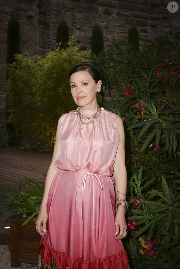 Exclusif - Tina Arena en backstage de l'enregistrement de l’émission La Grande Fête de Carcassonne, diffusée le samedi 6 septembre à 21.10 sur France 2, dans la Cité Médiévale de Carcassonne, France, le 24 juin 2025. © Jack Tribeca/Bestimage