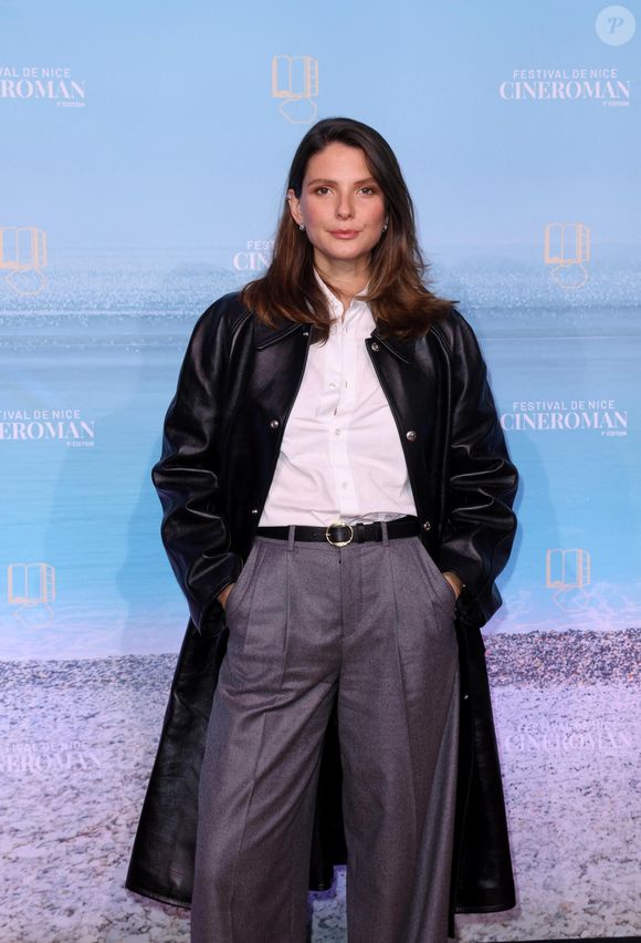 Joséphine Japy sur le tapis rouge de la soirée de clôture de la 7ème édition du festival Cineroman à Nice le 4 octobre 2025. Crédit Bebert-Jacovides/Bestimage