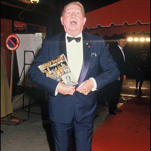 Charles Trenet aux victoires de la musique en 1985.