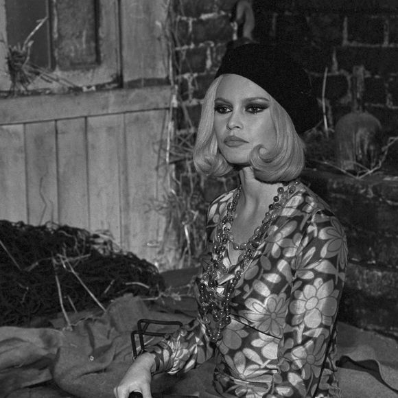 Archives - En France, à Paris, Brigitte BARDOT, lors du duo pour la chanson "Bonnie and Clyde". Le 15 novembre 1967
© Bernard Leguay via Bestimage
