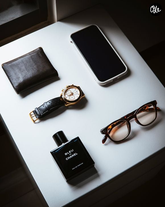 Les budgets intermédiaires se tourneront vers des parfums de caractère et des duos anti-âge réputés. Découvrez dès maintenant notre sélection complète.