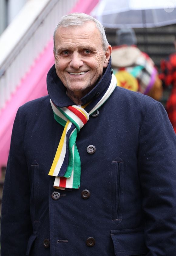 Il s’agit d’Eugénie, aujourd’hui âgée de 4 ans

Jean-Charles de Castelbajac - Arrivées au défilé Vivienne Westwood mode femme automne / hiver 2024-2025 a la Sorbonne Nouvelle lors de la Fashion Week de Paris (PFW) à Paris, France, le 2 Mars 2024. © Denis Guignebourg/Bestimage