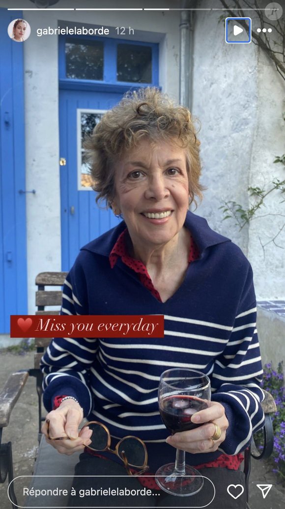 De touchants clichés qui montrent un manque de chaque jour comme a conclu avec émotion Gabrièle Laborde. Instagram @gabrielelaborde, le 8 mai 2025