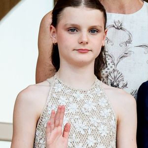 La princesse Gabriella de Monaco, comtesse de Carladès au balcon du Palais princier lors de la célébration de la fête de la Saint Jean sur la Place du Palais princier de Monaco, le 23 juin 2026. La Saint Jean est à l'origine une fête païenne puis chrétienne. Pour les païens, c'était une fête qui célébrait les moissons. Une fois christianisée, cette fête est devenue celle du solstice d'été et donc la fête de la lumière. © Claudia Albuquerque/Bestimage