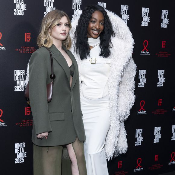 Marine Delplace et Ebony Cham au photocall du 22ème dîner de la mode pour le Sidaction à Paris le 30 janvier 2025.
© Olivier Borde / Bestimage