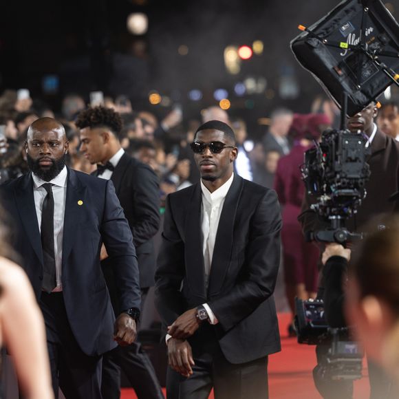 Ousmane Dembélé au photocall de la 69ème cérémonie du Ballon D'Or 2025 au théâtre du Châtelet à Paris, France, le 22 septembre 2025. © Cyril Moreau/Bestimage