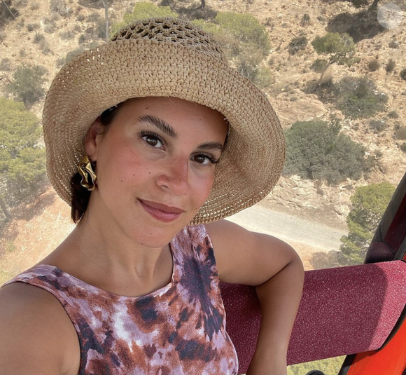 Sa marque s’appelle Louv’z et cible les futures mamans et les jeunes mamans.

Souailla Mohamed sur Instagram