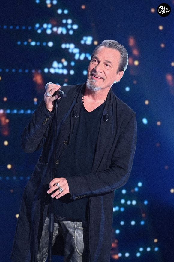 Exclusif - Florent Pagny lors de l'enregistrement de l'émission "Vivement dimanche" au studio Rive Gauche, à Paris, le 20 mai 2026. 

© Guillaume Gaffiot/Bestimage