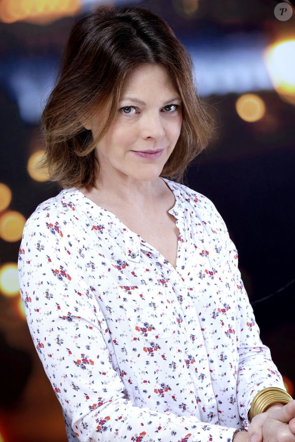 Interrogée sur cette dernière, Vandernoot a répondu sans détour : « On n’est pas devenues très amies. »

Portrait de Alexandra Kazan à Paris, le 10 février 2016
Bestimage