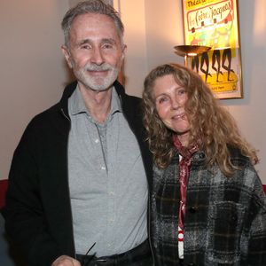 Mère de ses trois enfants Astrée (née en 1975), Victor (né en 1979), et Louise (née en 1993), elle est d'ailleurs apparue dans deux films célèbres du Splendid. 

Exclusif - Thierry Lhermitte et sa femme Hélène - People à la représentation de la pièce de théâtre "Fleurs de soleil" au théâtre Antoine à Paris, France. © Bertrand Rindoff/Bestimage