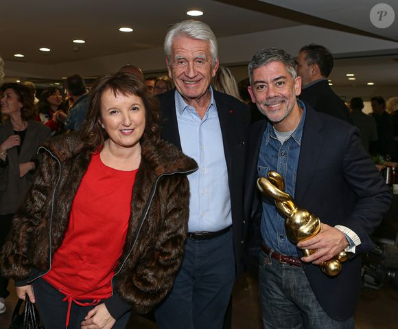 Anne Roumanoff, Gilbert Coullier, Manu Payet, (récompensé de l’Auguste du meilleur spectacle pour « Emmanuel 2 ») -  Première cérémonie des "Auguste de l'humour" . © Stéphane Vansteenkiste/Bestimage