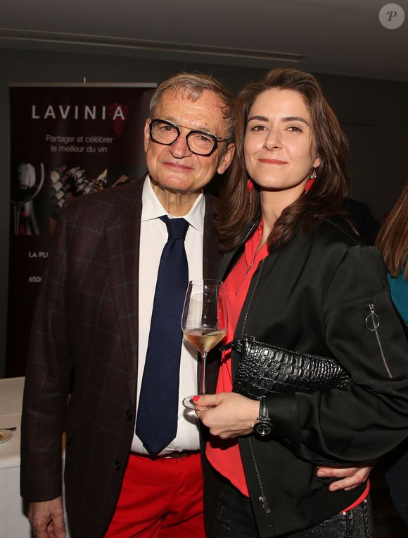 Jean-Luc Petitrenaud et sa compagne Aurélie - Lancement du livre de J-L Petitrenaud "Les quatre saisons d'Emile et Marcelle" au restaurant Lavinia à Paris le 5 novembre 2018. © Denis Guignebourg/Bestimage