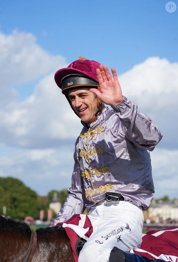 Christophe Soumillon - 104ème édition du Qatar Prix de l’Arc de Triomphe à l'hippodrome Paris Longchamp le 5 octobre 2025. © Anne-Sophie Guebey/Bestimage