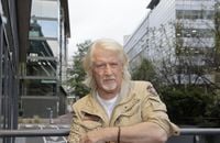 Patrick Sébastien se livre sur son enfance dans "Legend" face à Guillaume Pley.