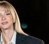 Ses photos la montrent malade, mais elle assure avoir repris des forces.

Angèle au photocall du défilé Chanel Collection Femme Prêt-à-Porter Printemps/Eté 2027 lors de la Fashion Week de Paris (PFW) au Grand Palais, à Paris, France, le 5 octobre 2026. © Olivier Borde/Bestimage