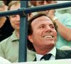 "Le problème se situe dans sa colonne vertébrale et cela lui a causé de nombreuses déficiences", apprend-on.

Archives - Le chanteur Julio Iglésias et l'entrepreneur Lorenzo Sanz lors d'une corrida dans le cadre de la Féria Taurine de Marbella en 2001. (GTRES / BESTIMAGE).