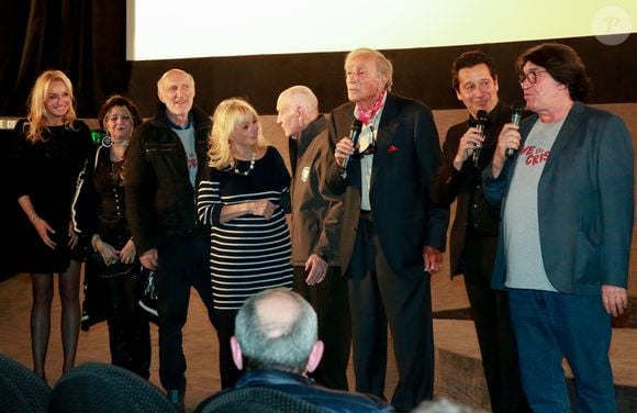 C'est ce qu'annonce l'AFP ce jour, après avoir su la triste nouvelle de la famille du cinéaste. 


Christelle Bardet, Angélique Litzenburger, Rufus, Mylène Demongeot, Rémy Julienne, Venantino Venantini, Laurent Gerra et Jean-François Davy - Avant-première du film "Vive la crise !" au cinéma Max Linder à Paris, France, le 2 mai 2017.