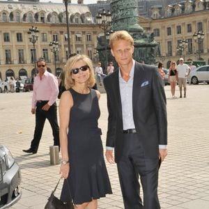 Arnaud Lemaire et Claire Chazal ont même travaillé ensemble récemment.

Claire Chazal et Arnaud Lemaire arrivent au défilé Armani Haute-Couture Automne-Hiver 2010/2011 qui se tient à l'Espace Vendôme dans le cadre de la semaine de la mode à Paris, France, le 6 juin 2010. Photo de Nicolas Briquet/ABACAPRESS.COM