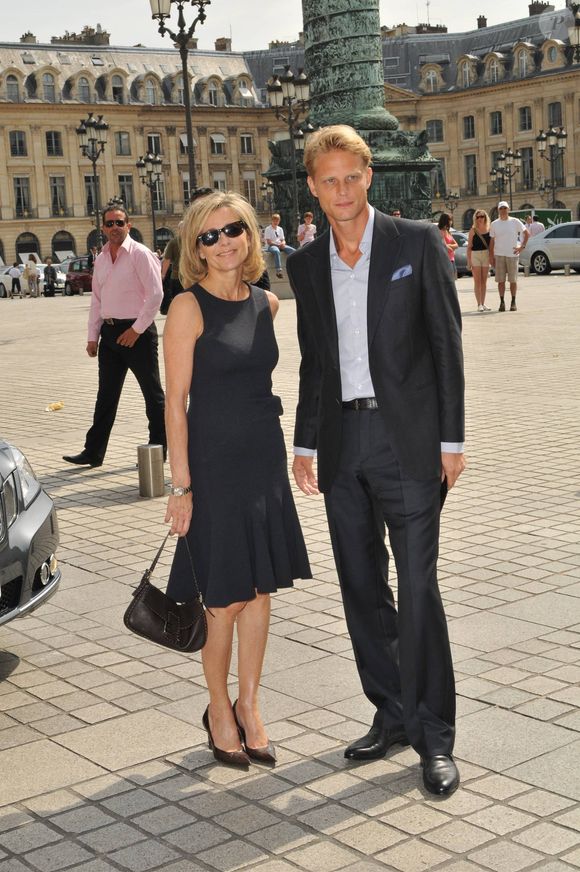 Arnaud Lemaire et Claire Chazal ont même travaillé ensemble récemment.

Claire Chazal et Arnaud Lemaire arrivent au défilé Armani Haute-Couture Automne-Hiver 2010/2011 qui se tient à l'Espace Vendôme dans le cadre de la semaine de la mode à Paris, France, le 6 juin 2010. Photo de Nicolas Briquet/ABACAPRESS.COM