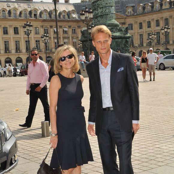 Arnaud Lemaire et Claire Chazal ont même travaillé ensemble récemment.

Claire Chazal et Arnaud Lemaire arrivent au défilé Armani Haute-Couture Automne-Hiver 2010/2011 qui se tient à l'Espace Vendôme dans le cadre de la semaine de la mode à Paris, France, le 6 juin 2010. Photo de Nicolas Briquet/ABACAPRESS.COM