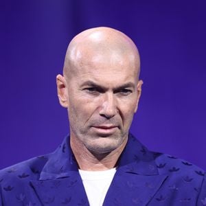 Zinedine Zidane regarde pendant le photocall de la présentation du jeu EA Sports FC25 au Pabellon Satelite le 26 septembre 2024, Madrid, Espagne. (Credit Image : © Dennis Agyeman/AFP7 via ZUMA Press Wire)