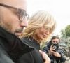 Michel Drucker présente un nouveau numéro de "Vivement dimanche".
Adriana Karembeu à la sortie de l'enregistrement de l'émission Vivement dimanche aux Studios Rive Gauche à Paris. © Christophe Clovis/Bestimage