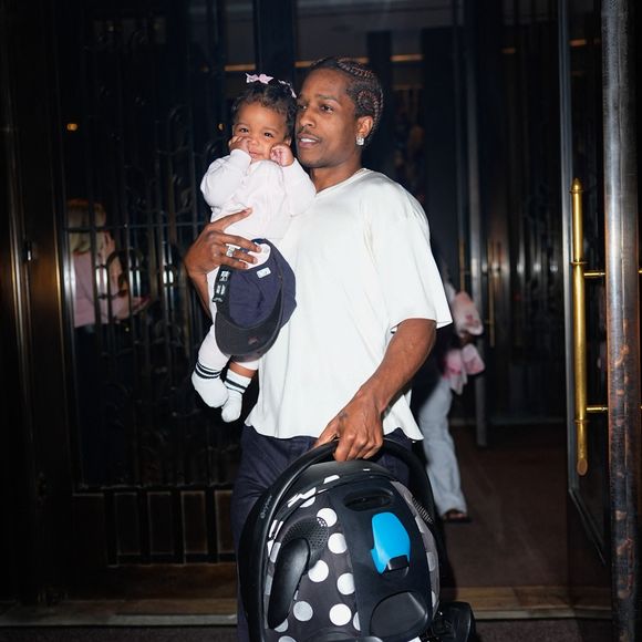 parent de 3 enfants

Rihanna et ASAP Rocky à New York en 2026
©Backgrid USA / Bestimage