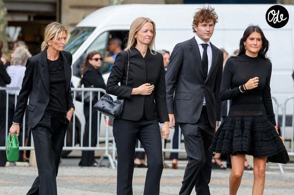 Ségolène Gallienne et sa fille Sienna Gallienne, Delphine Arnault - Arrivées aux obsèques de Mathilde Favier en l'église Saint-Sulpice à Paris, le 31 aout 2026. © Dominique Jacovides-Cyril Moreau/Bestimage