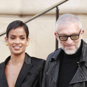 Vincent Cassel est père de quatre enfants nés de trois unions différentes.


Vincent Cassel et Narah Baptista au défilé Schiaparelli « Collection Haute Couture Printemps/Été » lors de la Fashion Week de Paris

© Christophe Aubert via Bestimage