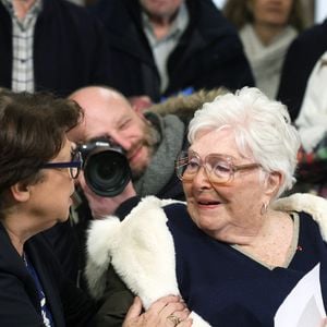 Martine Aubry, maire honoraire de Lille, Line Renaud - Line Renaud, 97 ans, a inauguré un jardin public qui porte son nom, à Lille, France, le mercredi 17 décembre 2025.

© Claude Dubourg/Bestimage