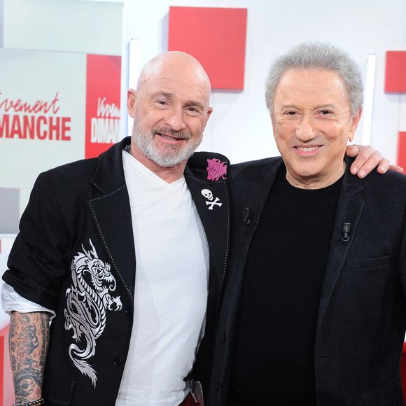 Exclusif - Vincent Lagaf et Michel Drucker - Enregistrement de l'émission Vivement dimanche consacrée à l'équipe du Splendid au studio Rive Gauche, présentée par M.Drucker, et diffusée le 2 mars sur France 3. Paris, le 21 février 2025. 
© Guillaume Gaffiot / Bestimage