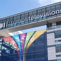 C'est la douche froide ! Cette animatrice phare de France 2 perd encore une émission juste avant la rentrée