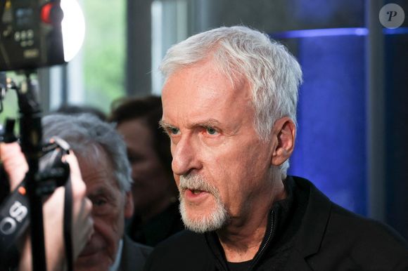 James Cameron participe à l'exposition 'L'Art De James Cameron - The Art Of James Cameron' à La Cinémathèque le 03 avril 2024 à Paris, France. Photo par Nasser Berzane/ABACAPRESS.COM