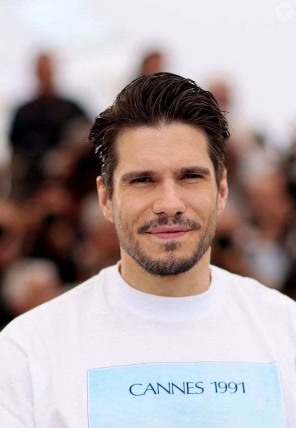 François Civil - Photocall du film "L'Amour Ouf" (Beating Hearts / Compétition) lors du 77ème Festival International du Film de Cannes (14 - 25 mai 2024), le 24 mai 2024. 
© Jacovides / Moreau / Bestimage