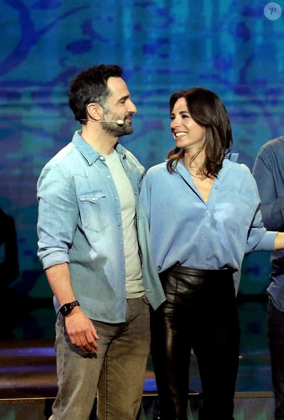 Exclusif - Florent Peyre et sa compagne Virginie Stref - Surprises - Enregistrement de l'émission "La Chanson secrète 11" à Paris, diffusée le 24 juin sur TF1. Le 15 janvier 2022
© Jacovides-moreau / Bestimage