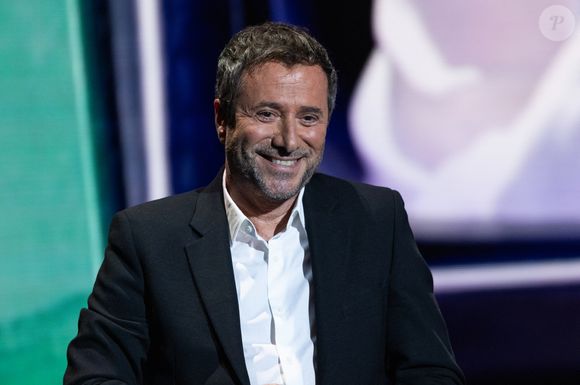 Bernard Montiel reçoit tous les dimanches des invités prestigieux pour une interview exclusif sur RFM
Exclusif - Bernard Montiel pour les surprises de l'enregistrement de l'émission "La Boîte à secrets", présentée par F.Bollaert et diffusée le 16 janvier 2026 sur France 3, dans les studios du Lendit à Saint-Denis, France, le 16 décembre 2025. © Cyril Moreau/Bestimage