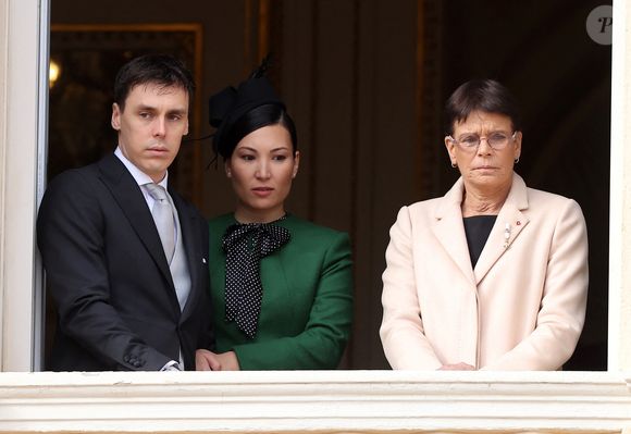 Pour organiser cette cérémonie de rêve, le couple a fait appel à Marie Ducruet, épouse de Louis Ducruet et belle-fille de Stéphanie de Monaco.

Louis Ducruet et sa femme Marie Ducruet (Chevallier), La princesse Stéphanie de Monaco - La famille princière de Monaco au balcon du palais, à l'occasion de la Fête Nationale de Monaco, le 19 novembre 2025. © Dominique Jacovides/Bestimage