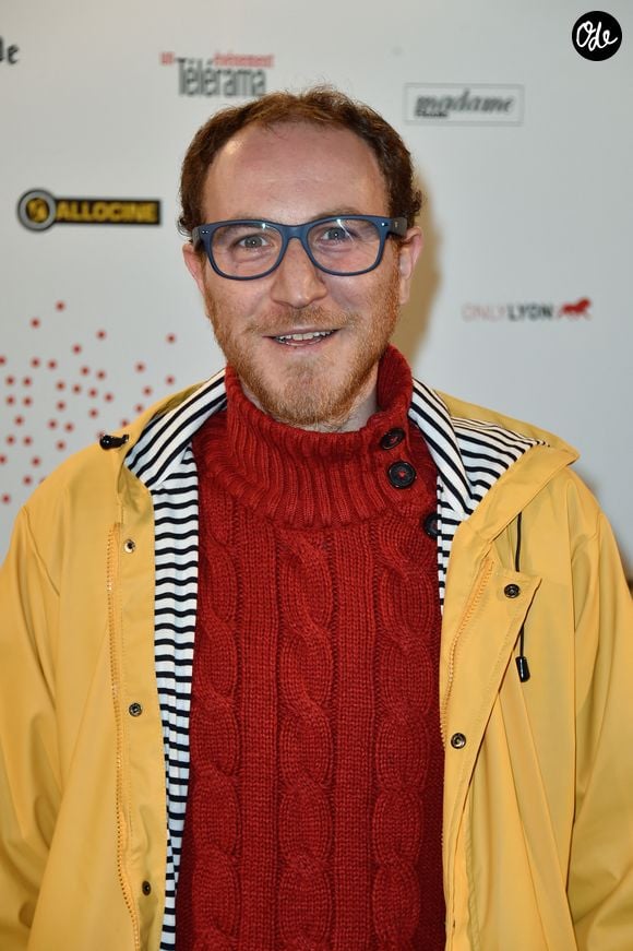 Dans une commune rurale d'à peine 4000 âmes, ils ont décidé en couple de monter une affaire : un restaurant nommé Food-Amour...

Marius Colucci assiste au vernissage de l'exposition "Lumière ! Le cinéma inventé", organisée au Grand Palais à Paris, en France, le 26 mars 2015. Photo de Nicolas Gouhier/Abaca