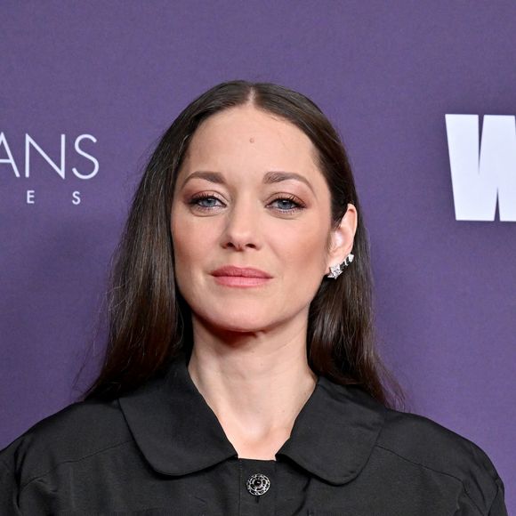 Marion Cotillard au photocall de l'événement Women in Film pour le prix Max Mara Face of the Future à l'hôtel Beverly Hilton à Los Angeles