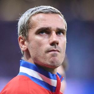 Le footballeur vient d’y ouvrir Grizi Cards, une boutique dédiée aux cartes de collection.

Antoine Griezmann, de l'Atlético de Madrid, lors de la Ligue des champions 2025/2026, demi-finale, match aller, le 29 avril 2026. (ALTERPHOTOS/Ropero)