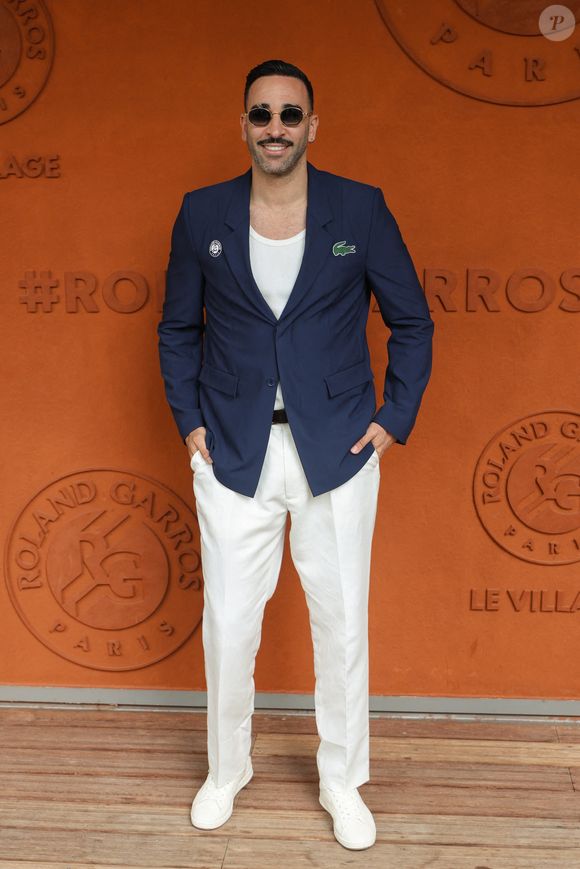 Adil Rami en tribune lors des Internationaux de France 2025 à Roland Garros le 01 juin 2025 à Paris, France. Photo by Nasser Berzane/ABACAPRESS.COM