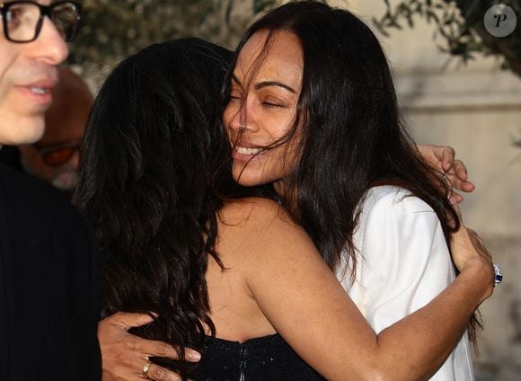 Salma Hayek et Zoe Saldana au dîner de gala à la Fondation Giorgio Cini de la famille Pinault à Venise.

© Matteo Chinellato/IPA via ZUMA Press